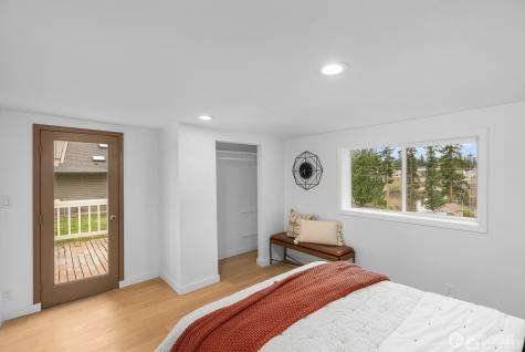 302 Melrose Drive Camano Island WA 98282