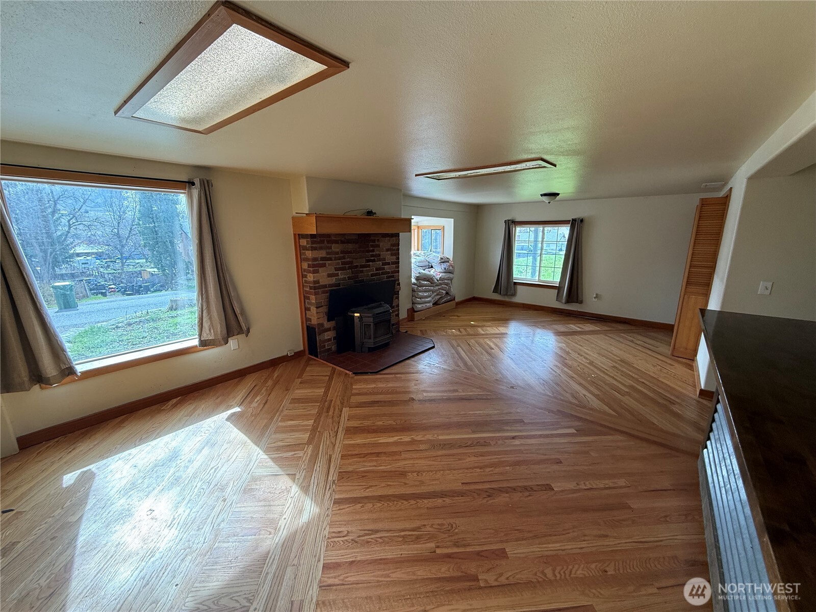 649 5th Avenue N Okanogan WA 98840
