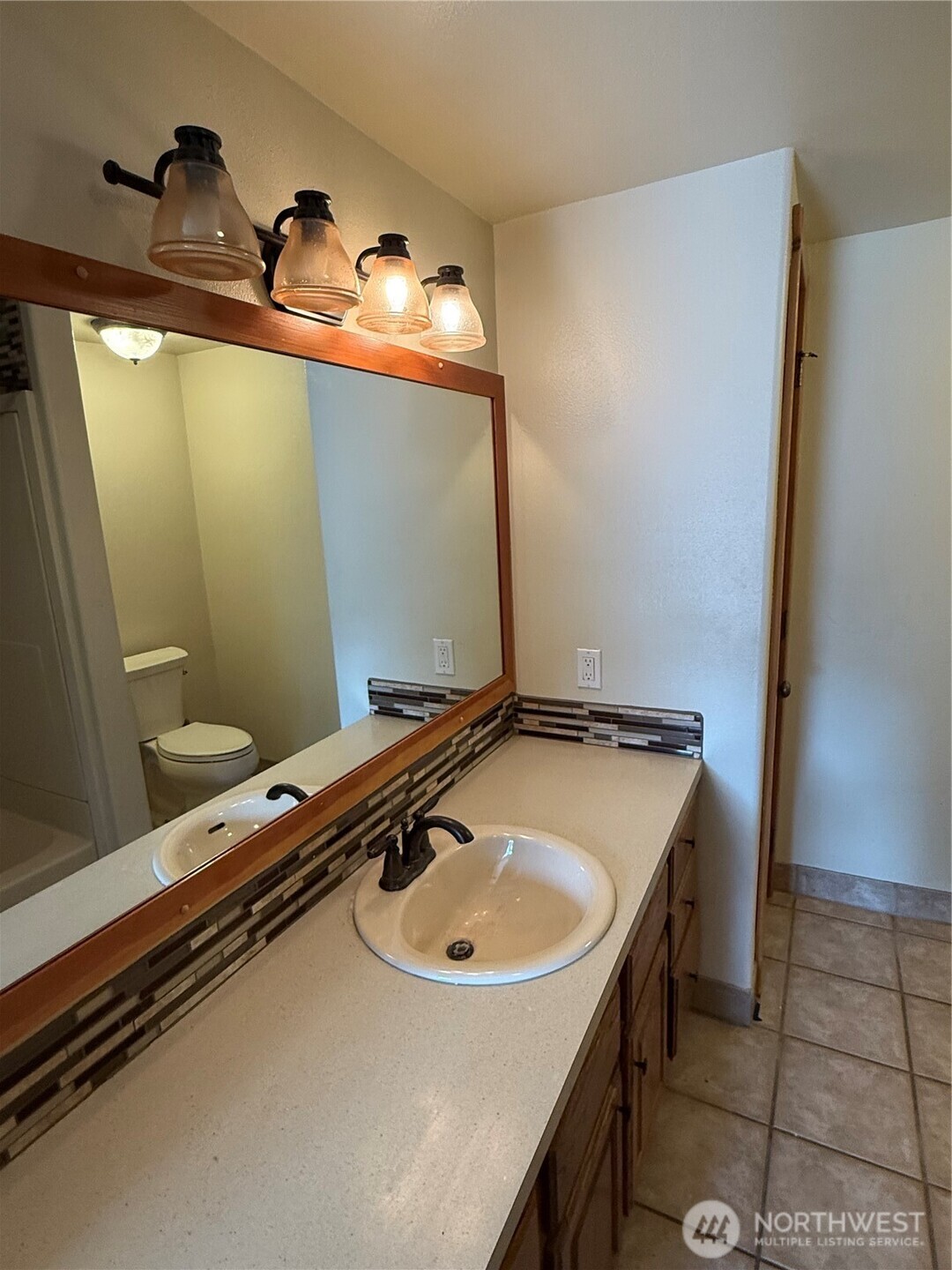 649 5th Avenue N Okanogan WA 98840