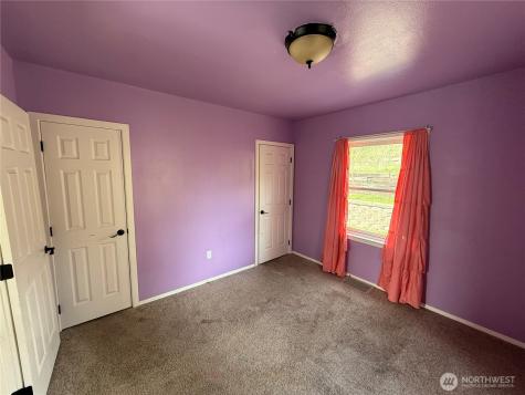 649 5th Avenue N Okanogan WA 98840