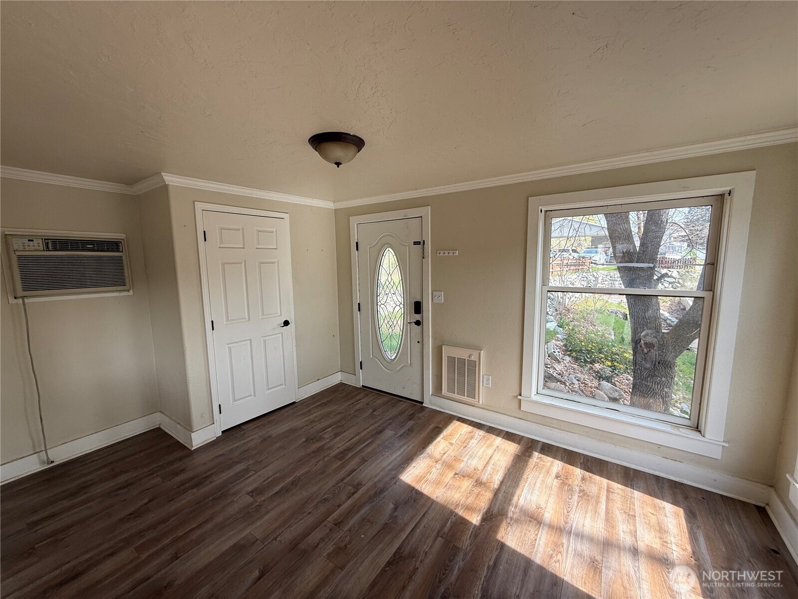 649 5th Avenue N Okanogan WA 98840