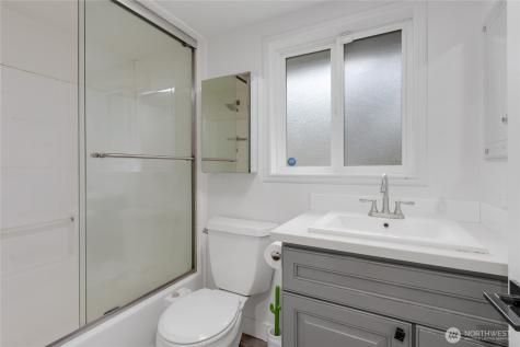 2308 197th Avenue SW Lakebay WA 98349
