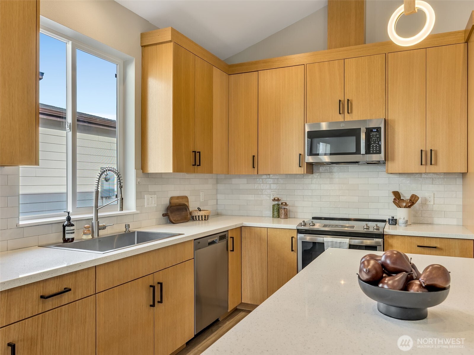 201 24th Street NE Long Beach WA 98631