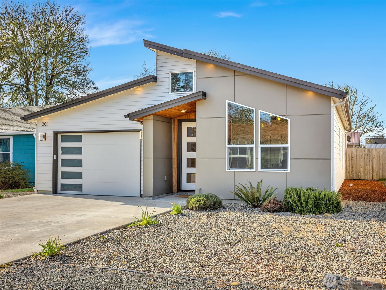 201 24th Street NE Long Beach WA 98631