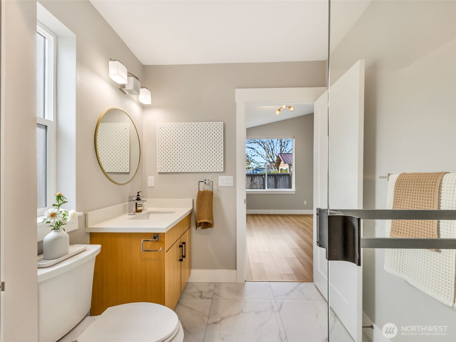 201 24th Street NE Long Beach WA 98631