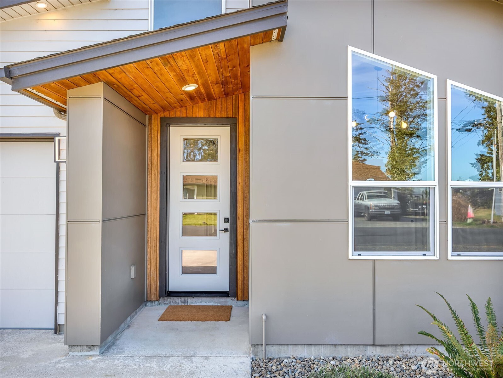 201 24th Street NE Long Beach WA 98631