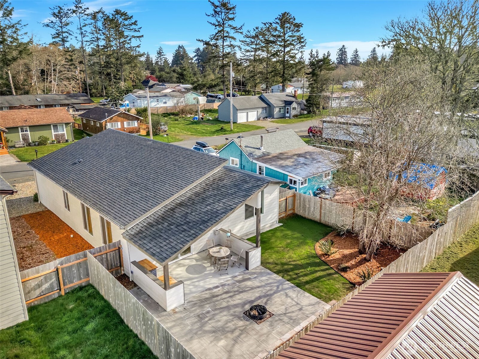 201 24th Street NE Long Beach WA 98631