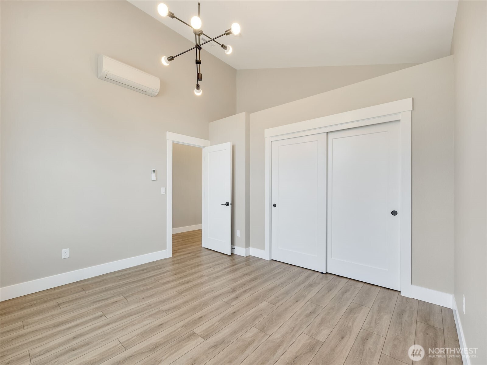 201 24th Street NE Long Beach WA 98631