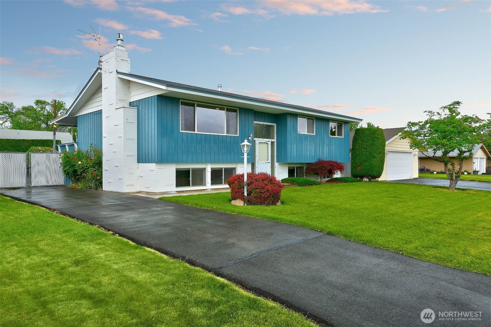 1208 S 28th Avenue Yakima WA 98902