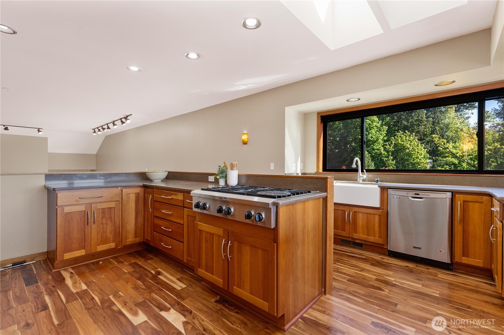 6116 Chennault Beach Drive Mukilteo WA 98275