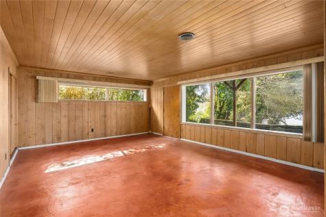 2521 103rd Avenue SE Bellevue WA 98004