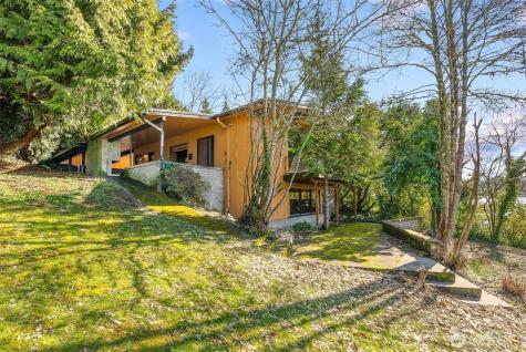 2521 103rd Avenue SE Bellevue WA 98004