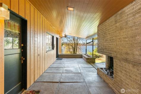 2521 103rd Avenue SE Bellevue WA 98004