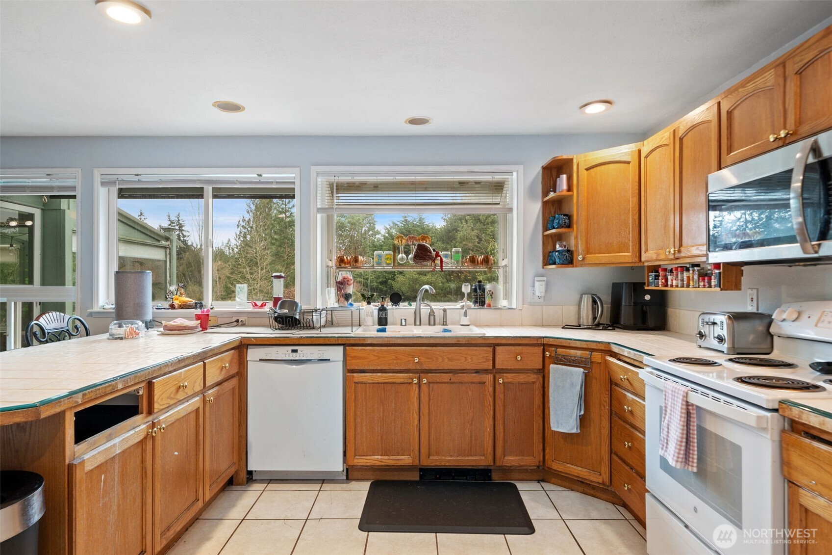 37399 Buck Road NE Hansville WA 98340