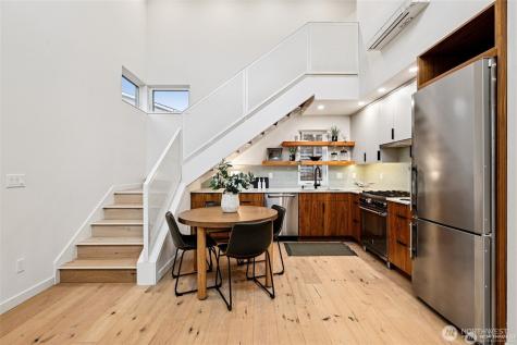 8605 5th Avenue NE Seattle WA 98115