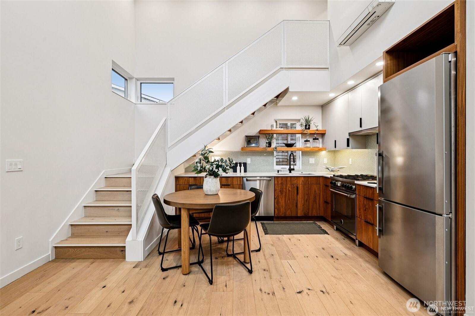 8605 5th Avenue NE Seattle WA 98115
