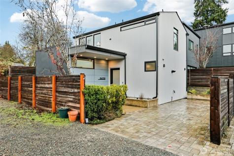 8605 5th Avenue NE Seattle WA 98115