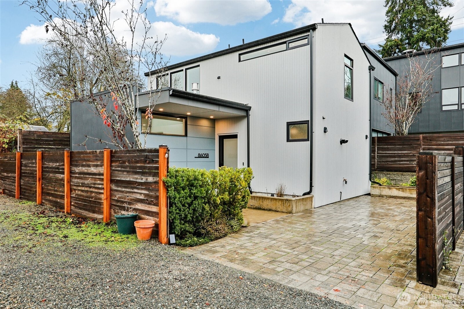 8605 5th Avenue NE Seattle WA 98115