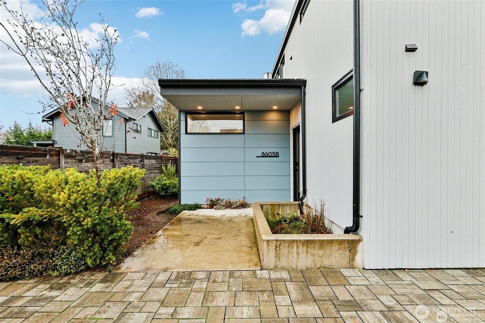 8605 5th Avenue NE Seattle WA 98115