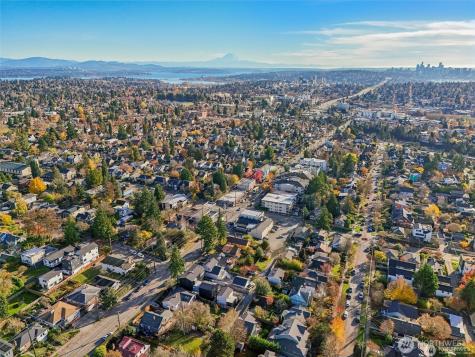 8605 5th Avenue NE Seattle WA 98115