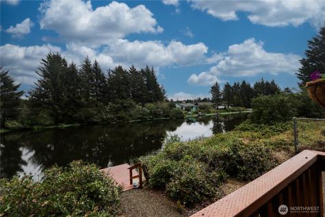 286 Point Brown Avenue SE Ocean Shores WA 98569