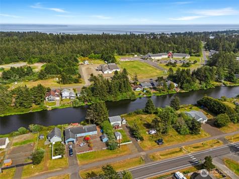 286 Point Brown Avenue SE Ocean Shores WA 98569