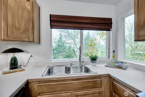 1915 11th Avenue S Seattle WA 98134
