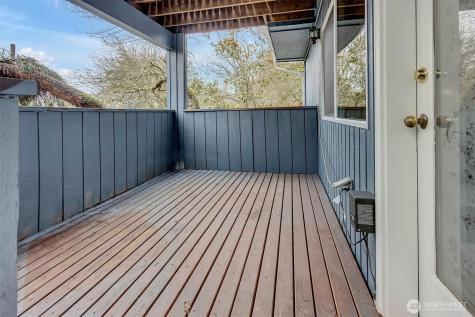 1915 11th Avenue S Seattle WA 98134