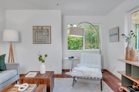1915 11th Avenue S Seattle WA 98134