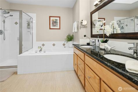 16706 10th Place W Lynnwood WA 98037
