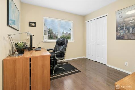 16706 10th Place W Lynnwood WA 98037