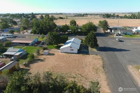 4126 NE Fairview Place Moses Lake WA 98837