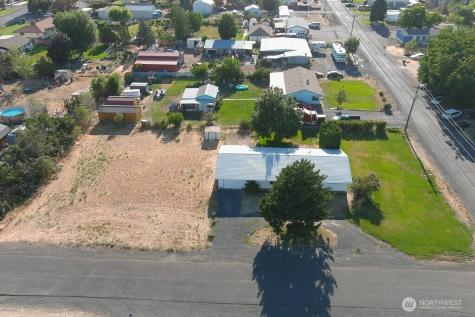 4126 NE Fairview Place Moses Lake WA 98837