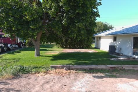 4126 NE Fairview Place Moses Lake WA 98837