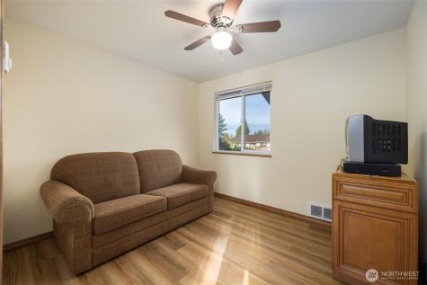 2012 E Belair Drive Mount Vernon WA 98273