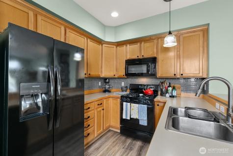 17928 15th Avenue W Lynnwood WA 98037