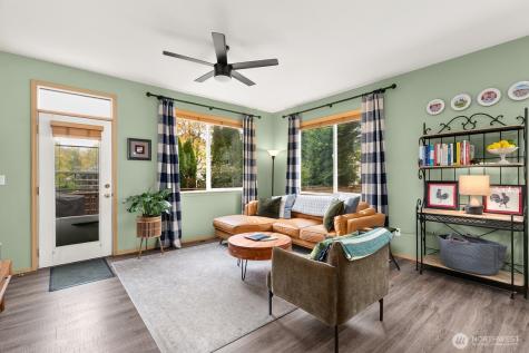 17928 15th Avenue W Lynnwood WA 98037