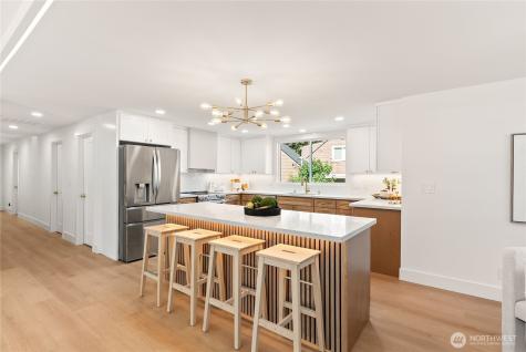 7435 S 118th Place Seattle WA 98178