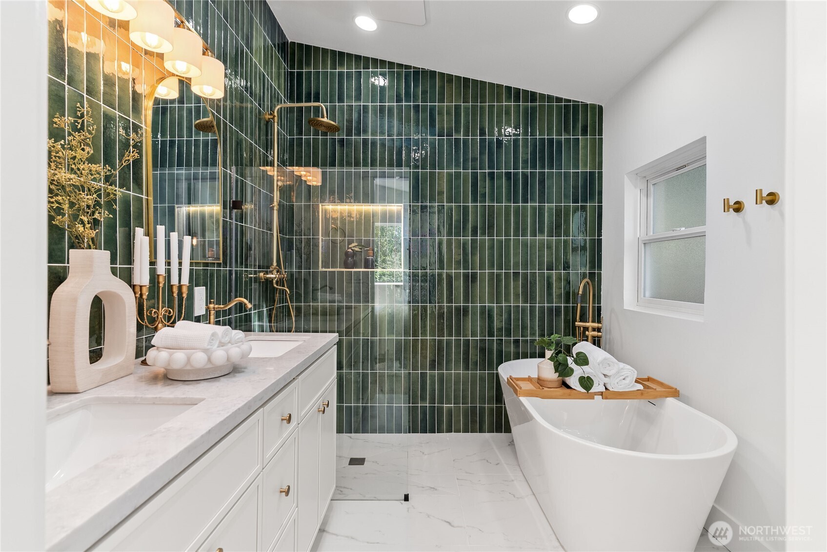 7435 S 118th Place Seattle WA 98178