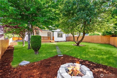 7435 S 118th Place Seattle WA 98178