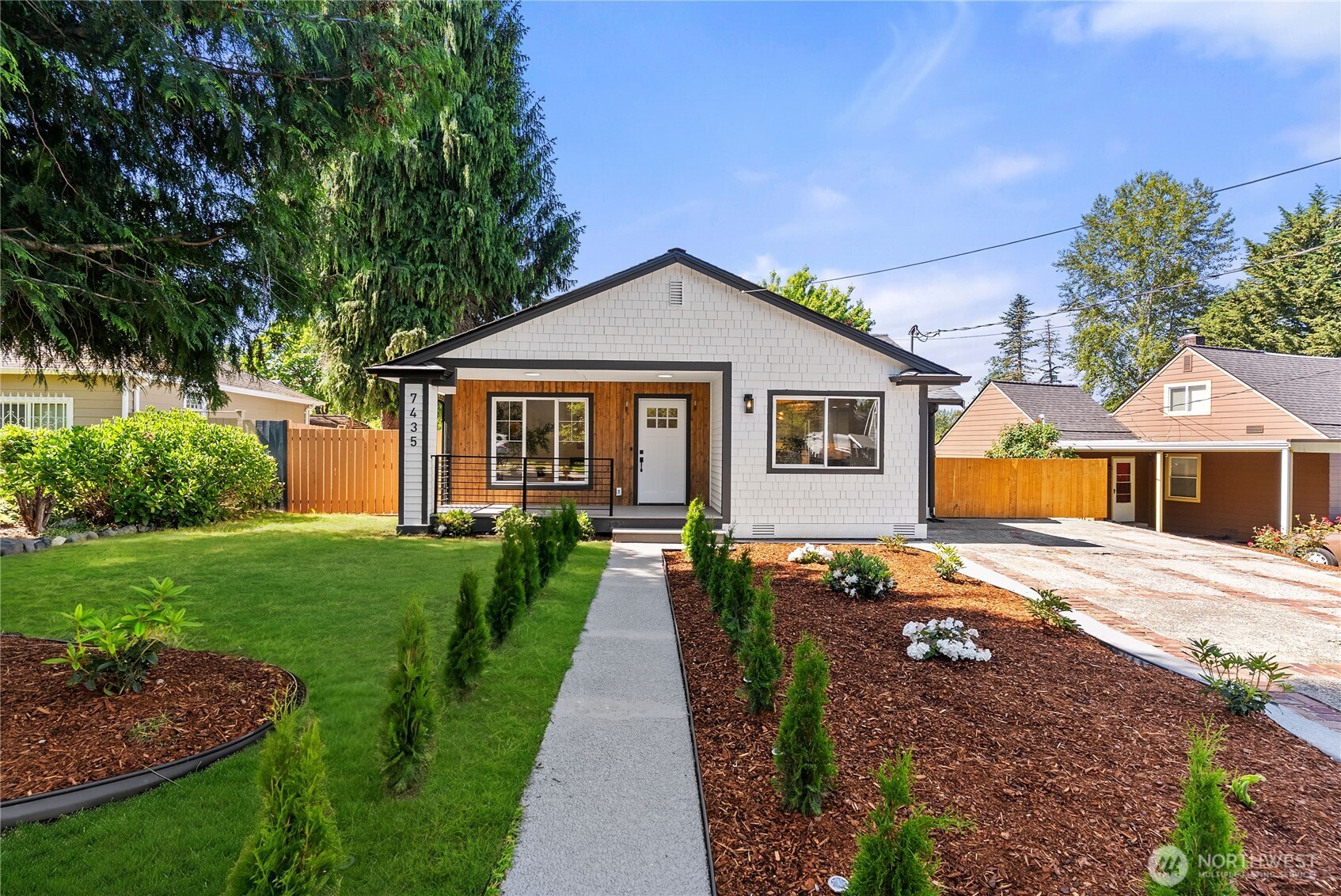 7435 S 118th Place Seattle WA 98178