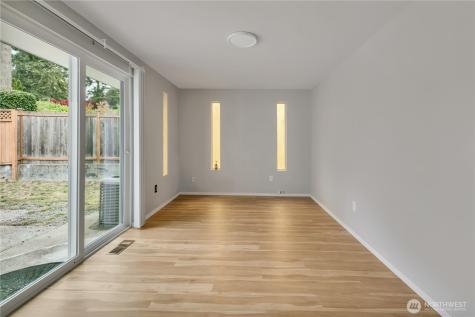 8254 NE 143rd Place Kirkland WA 98034