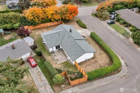 8254 NE 143rd Place Kirkland WA 98034