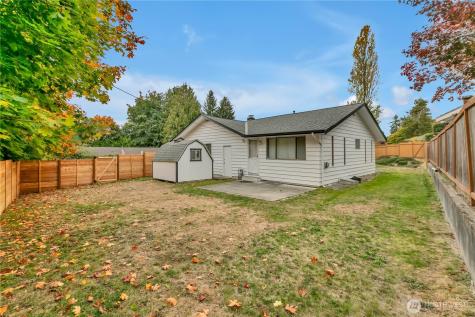8254 NE 143rd Place Kirkland WA 98034