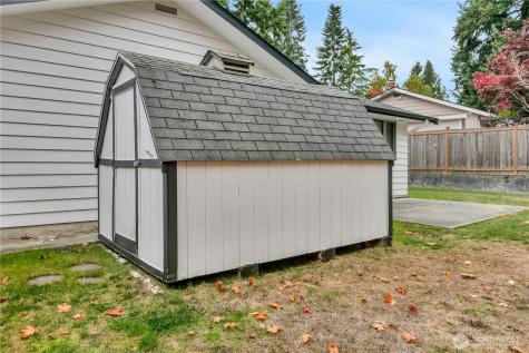 8254 NE 143rd Place Kirkland WA 98034