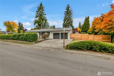 8254 NE 143rd Place Kirkland WA 98034