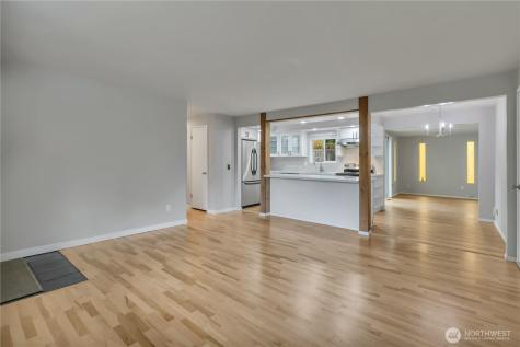 8254 NE 143rd Place Kirkland WA 98034