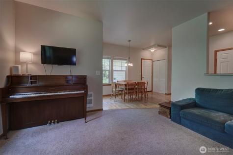 10648 NE Kingston Meadow Circle Kingston WA 98346
