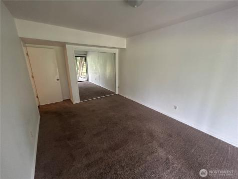 3707 Northshore Boulevard NE Tacoma WA 98422
