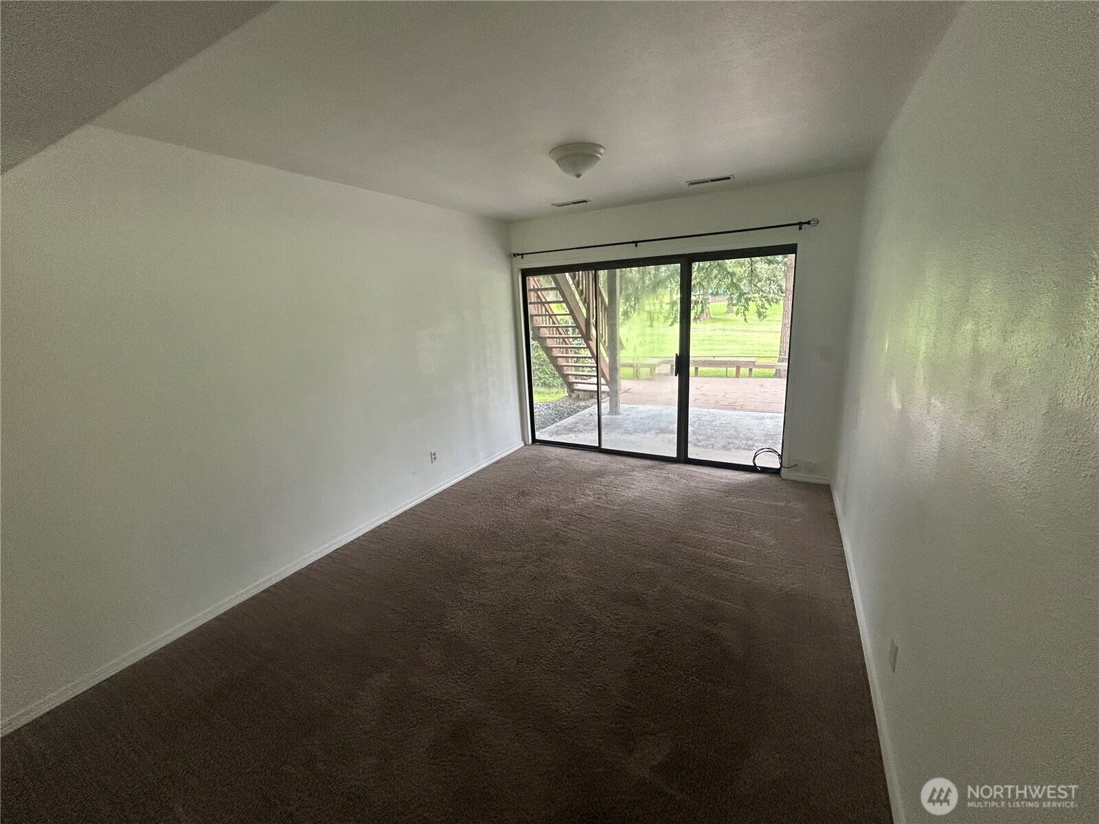 3707 Northshore Boulevard NE Tacoma WA 98422